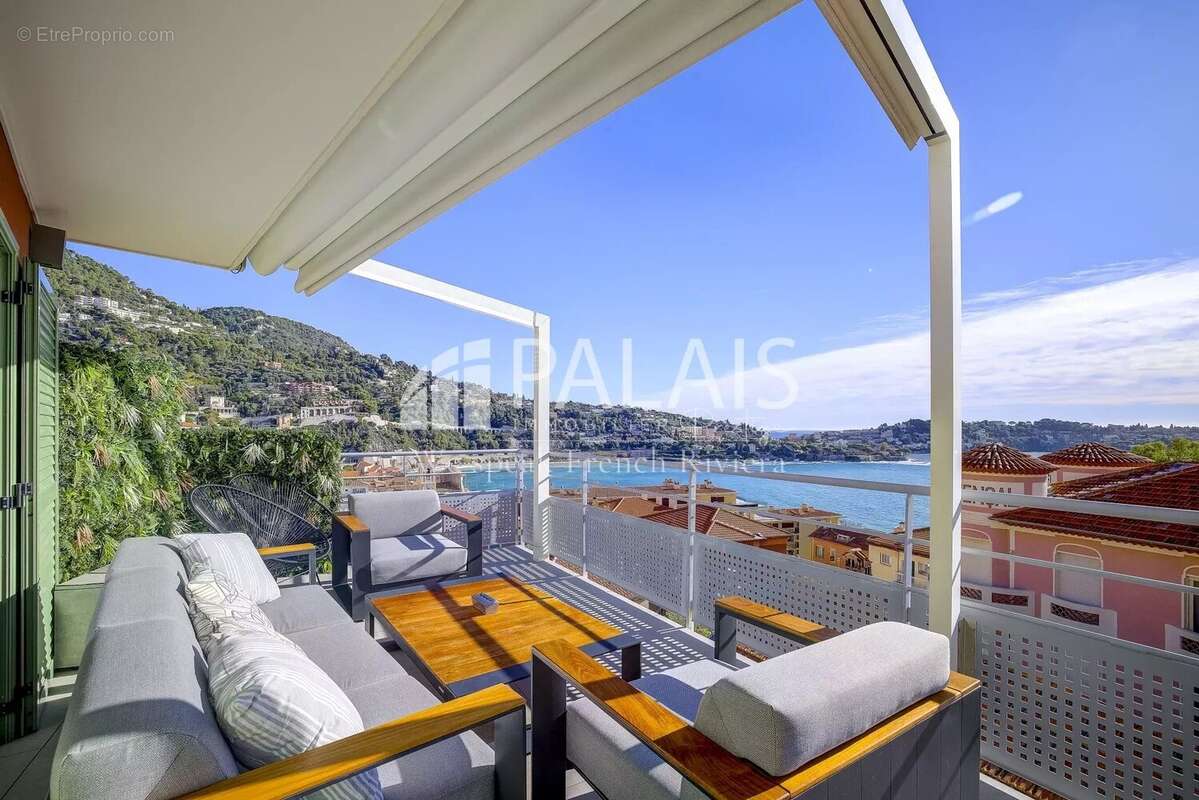 Appartement à VILLEFRANCHE-SUR-MER