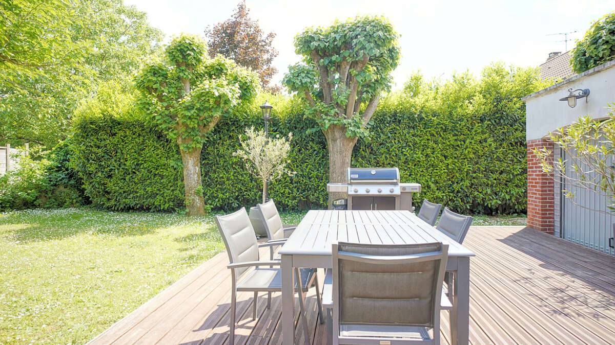 Maison à MONTIGNY-SUR-LOING