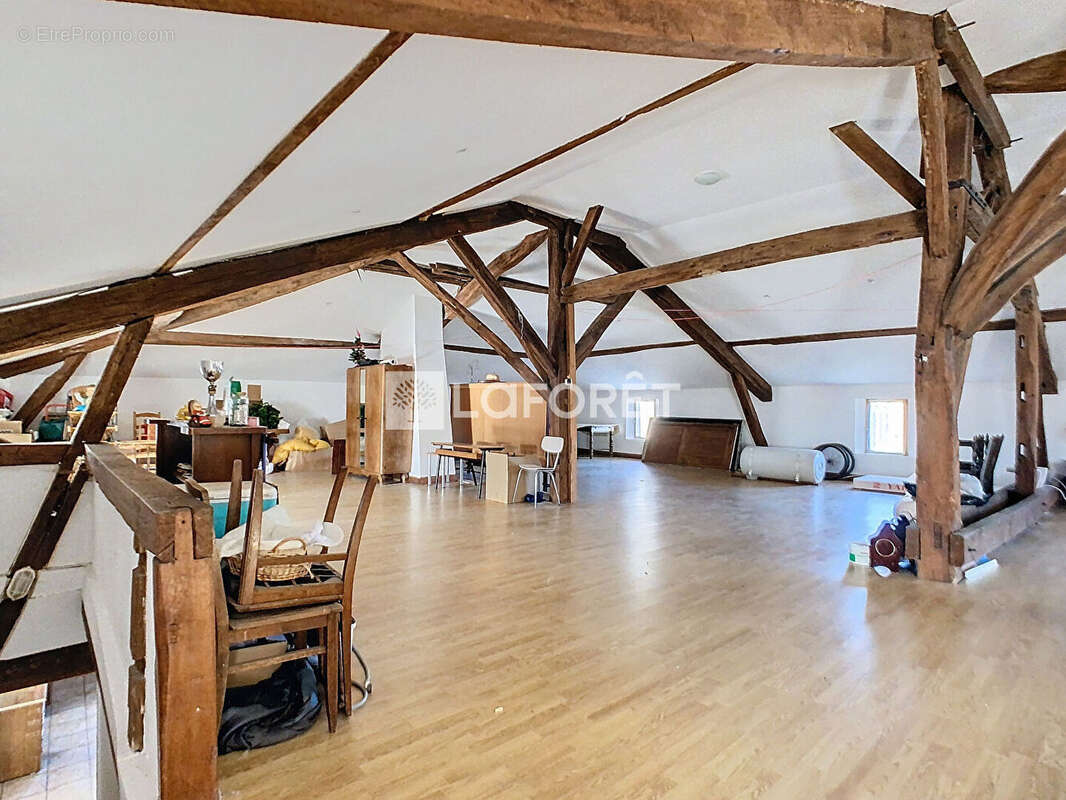 Maison à BELVAL-EN-ARGONNE