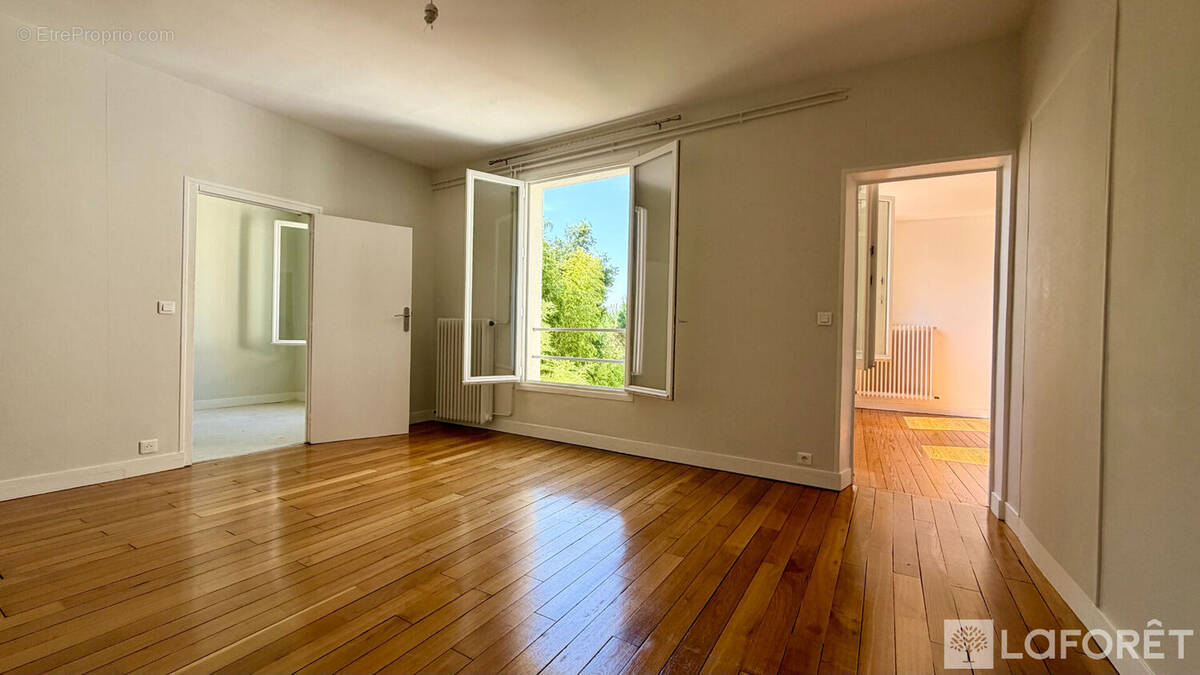 Appartement à FONTAINEBLEAU
