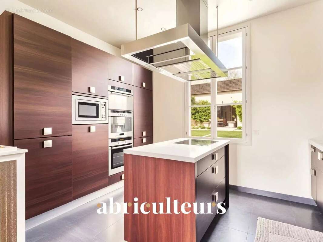 Maison à FRESNOY-LA-RIVIERE