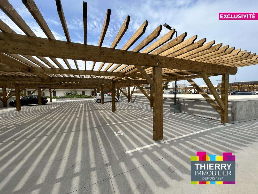 Parking securise - st joseph de porterie - photo 3
