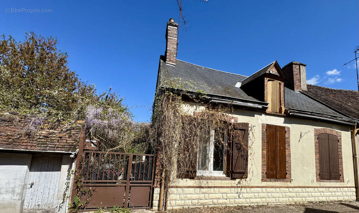 Maison à BLENEAU