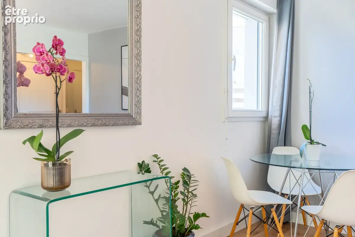 Appartement T2 Port Marianne vue Nouvelle Mairie vendu meublé - photo 13