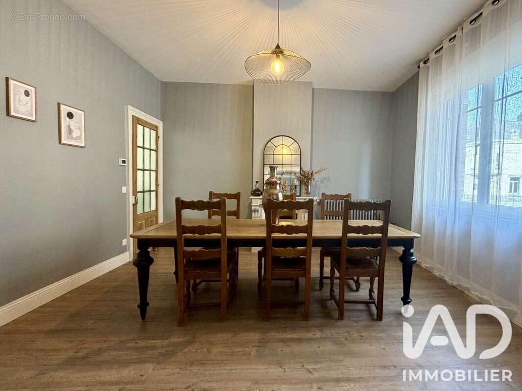 Maison 180 m² à Peronne  - photo 2