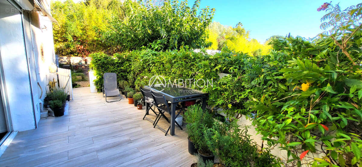 Appartement à SAINT-RAPHAEL