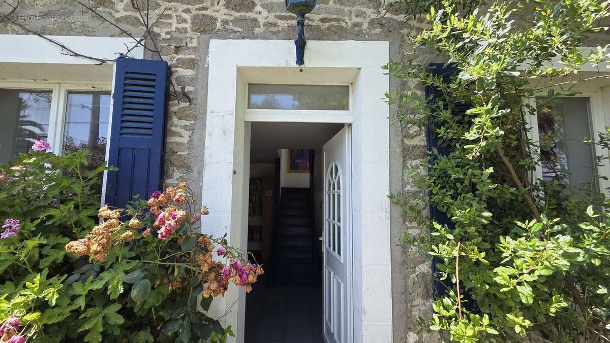 Maison à SANTEC