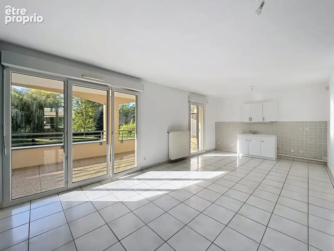 Appartement 4 pièces 84 m² à vendre à Sassenage (38360) - photo 2