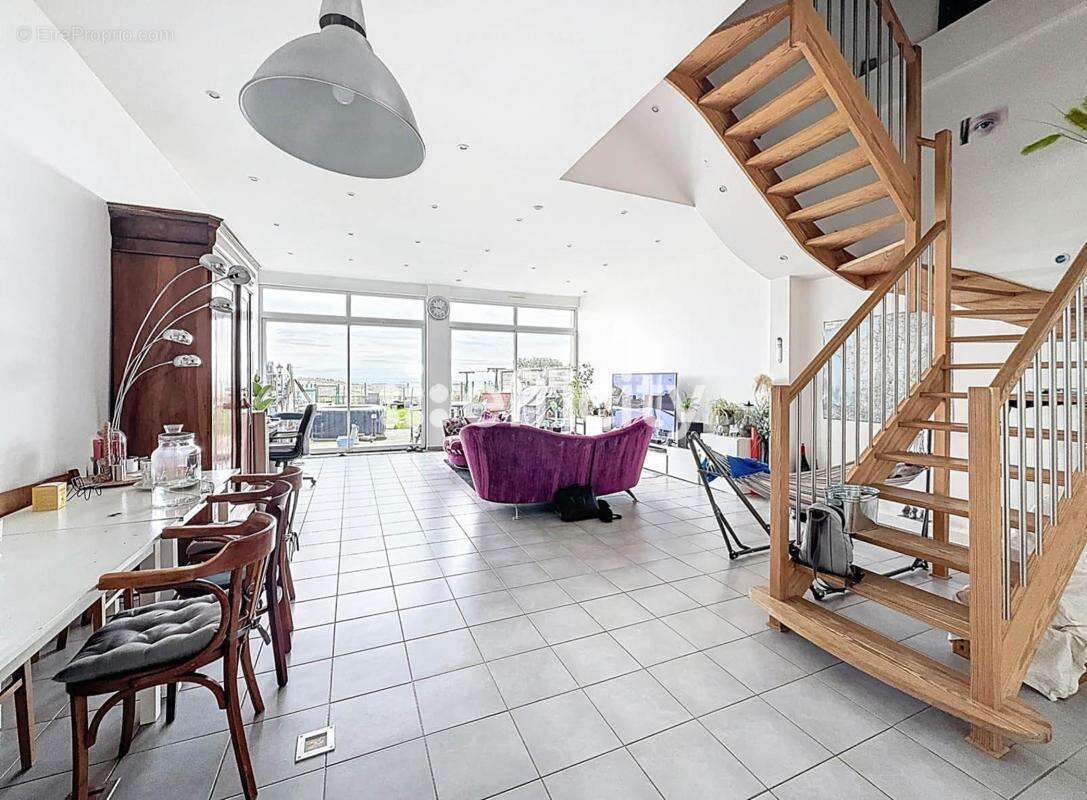 Appartement à PELUSSIN