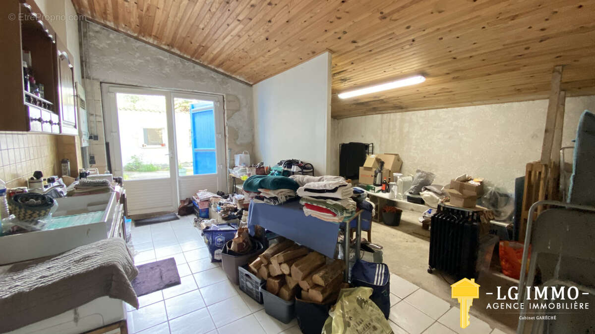 Longère avec dépendances, garages 300 m2, jardin, proche estuaire - photo 16