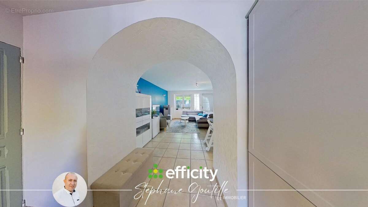 Maison 118 m² à Pontcharra-Sur-Turdine  - photo 6