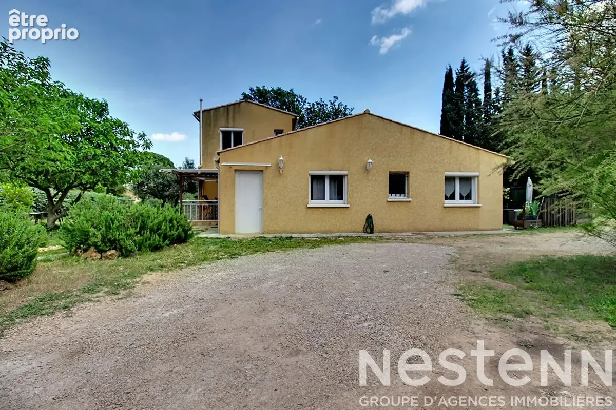 A VENDRE  : Maison avec dépendances, piscine et grand terrain . - photo 24