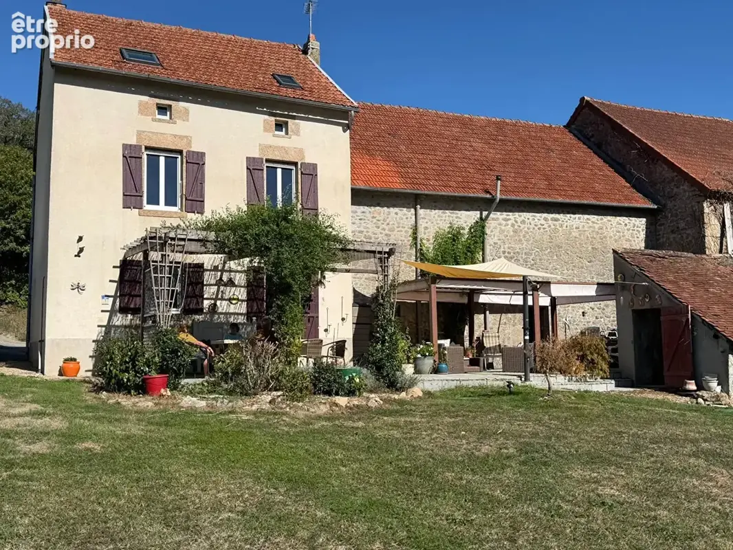 Maison HAUTE-VIENNE - Magnifique corps de ferme en pierre entièrement rénové avec grange et jardin de 3 612 m²essines Sur Gartem - photo 1