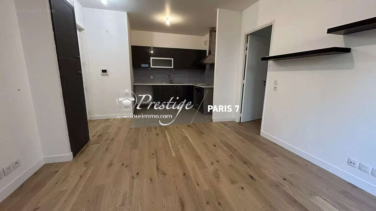 Appartement à CHARENTON-LE-PONT