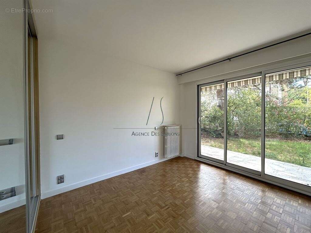 Appartement à LE VESINET