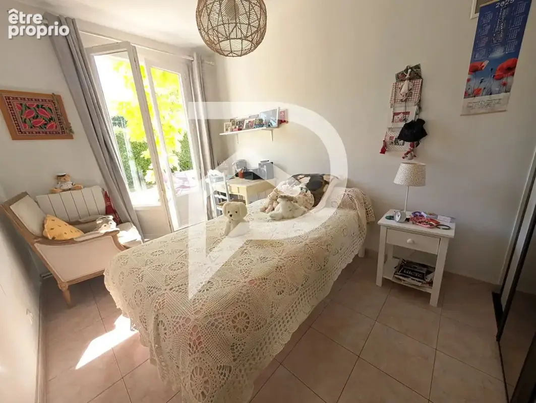MONTFERRIER - Maison familiale cossue de 160m² avec piscine parfaitement entretenue - photo 9