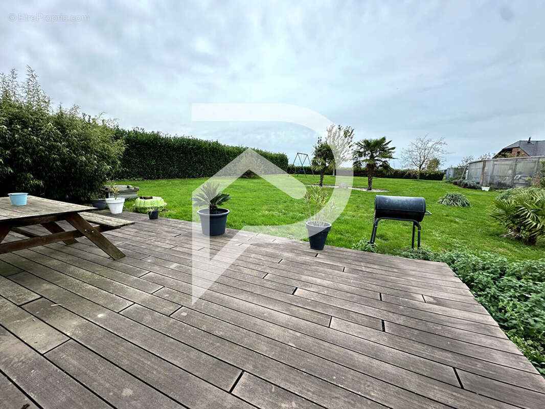 Maison à LE CATEAU-CAMBRESIS