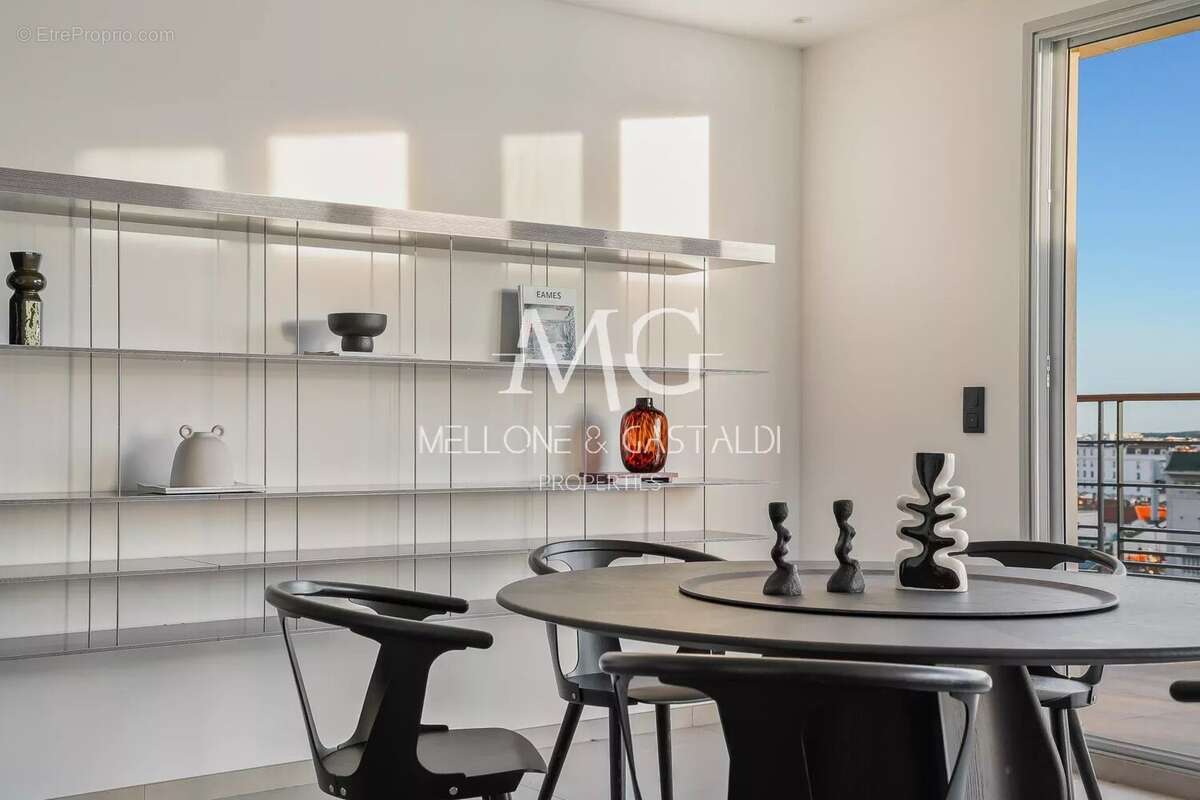 Cannes centre – penthouse d’exception – roof top – vue mer panoramique – 117 m² – 2 parkings - photo 53