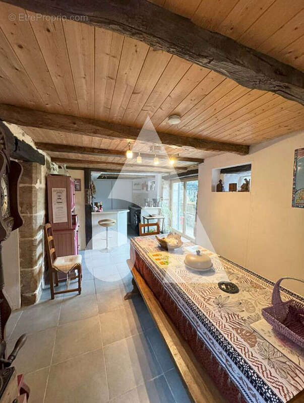 Maison à LUNAN