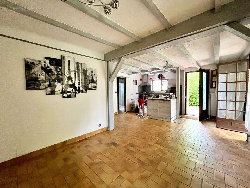 Ensemble immobilier 2 maisons et hangar- Donnemarie-Dontilly- - photo 13