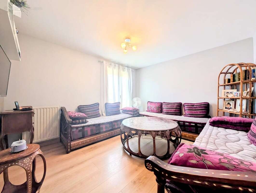 Maison à PLAISIR
