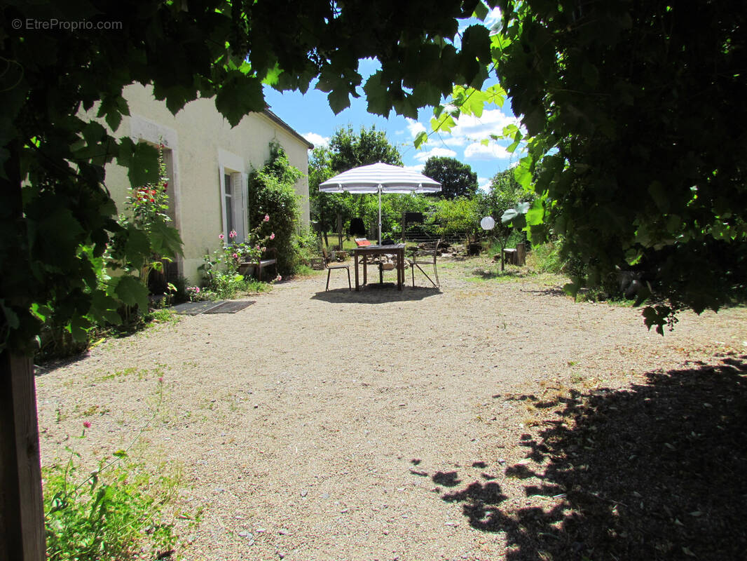 Maison de charme avec superbe grange à porteau ! - photo 3