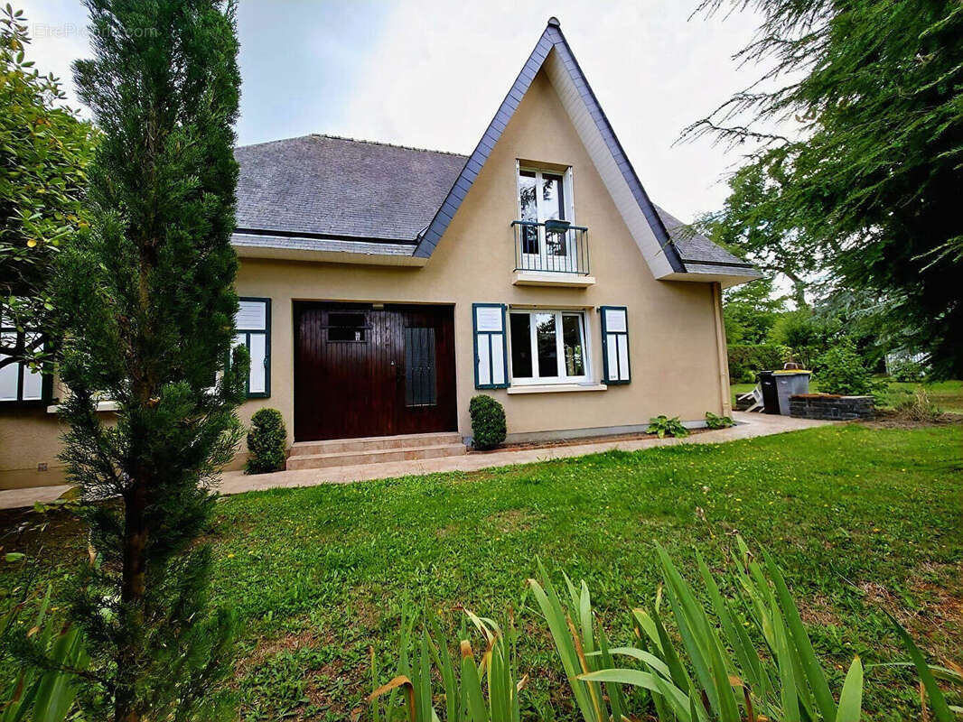 Maison à LE RHEU