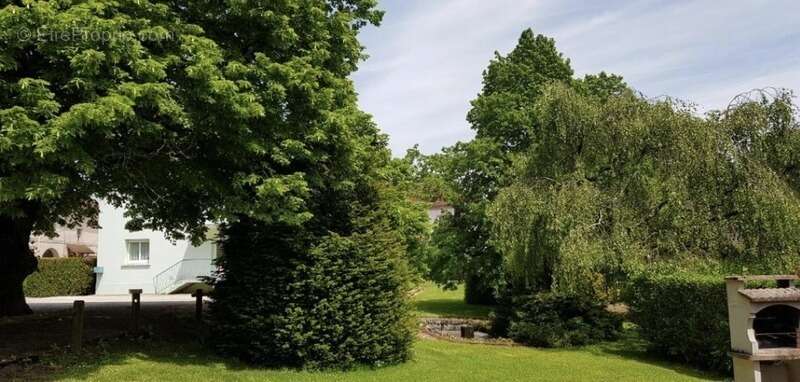 Appartement à BAINS-LES-BAINS