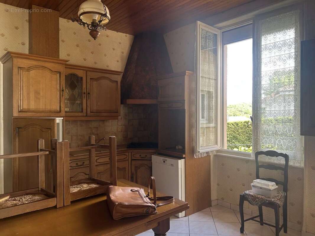 Maison à AUZAT-LA-COMBELLE