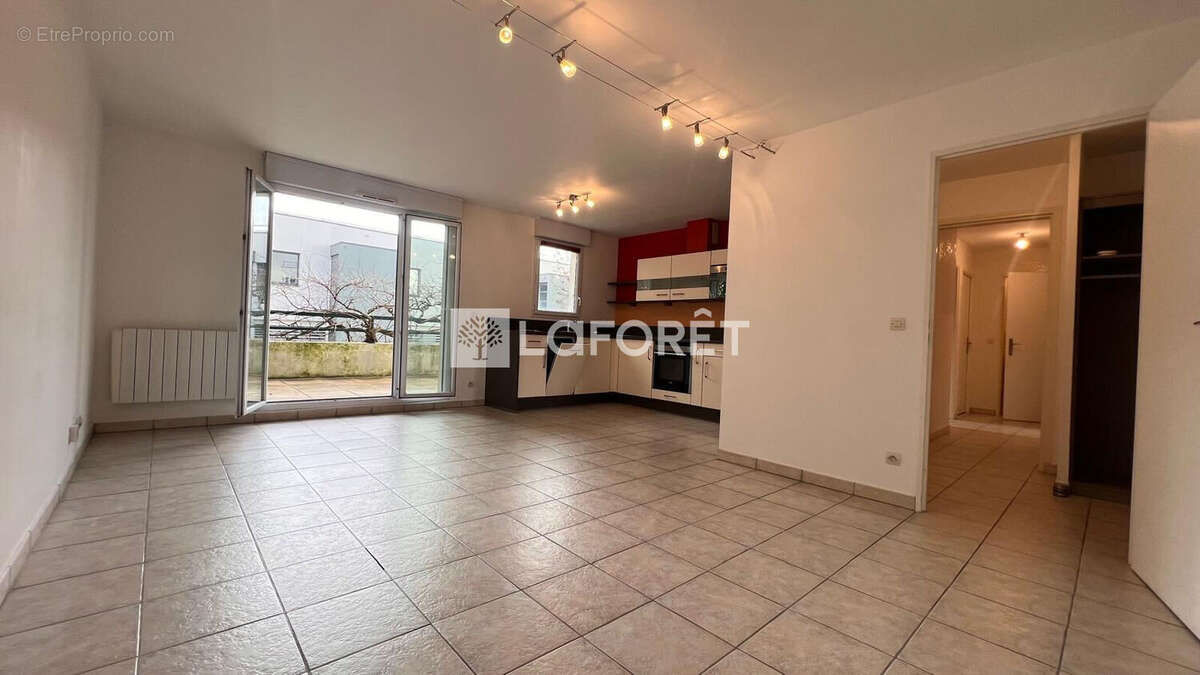 Appartement à COLOMBES