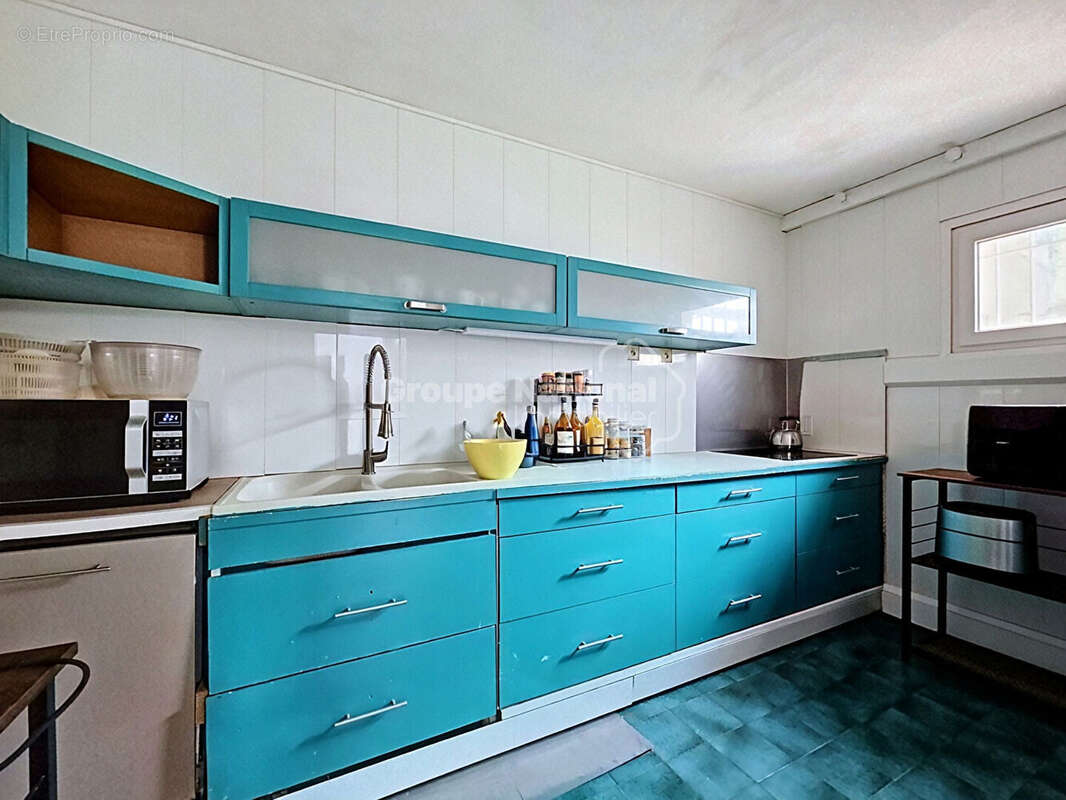 Maison familiale de 144 m² habitables avec dépendance, jardin arboré et fort potentiel - photo 5
