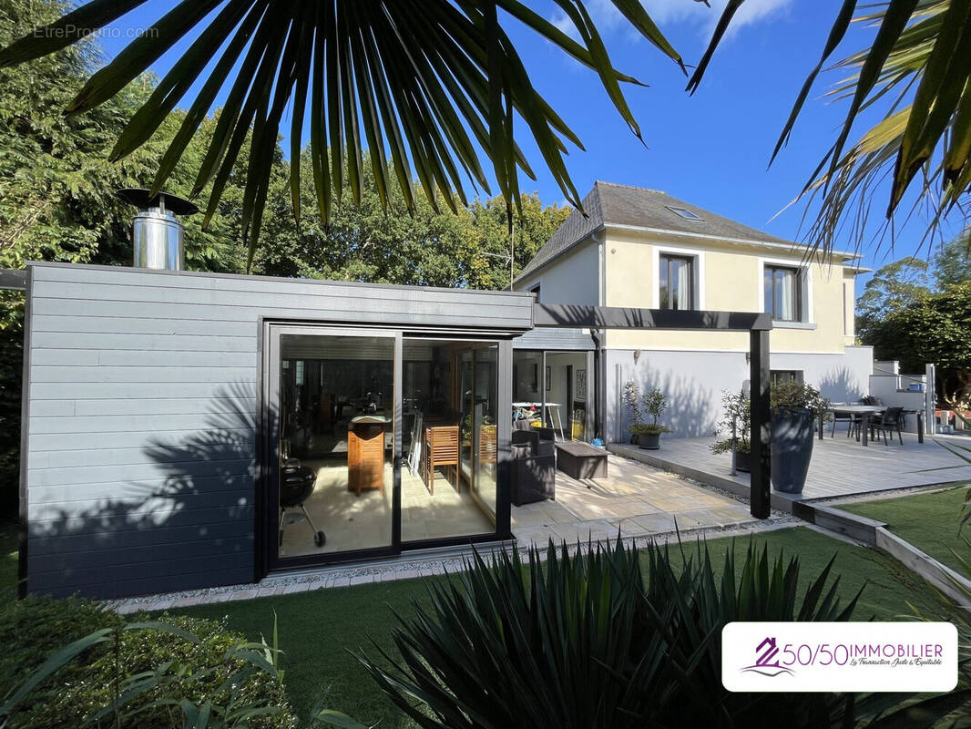 Maison à PLOUEZOC&#039;H