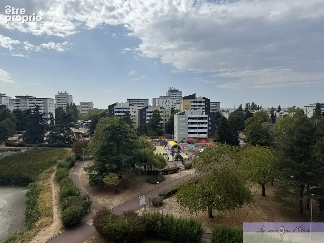 3 pièces lumineux  de 67,31m2 plus loggia de 4m2, parking et ascenseur - photo 10