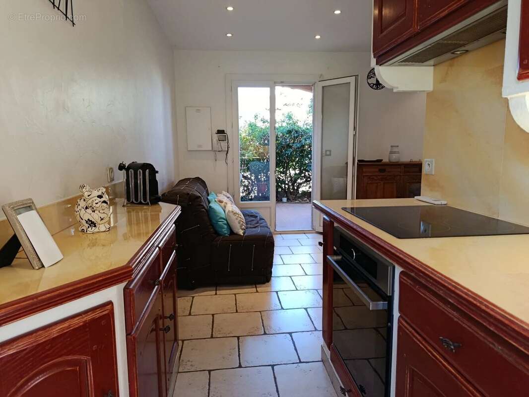 Appartement à LA LONDE-LES-MAURES