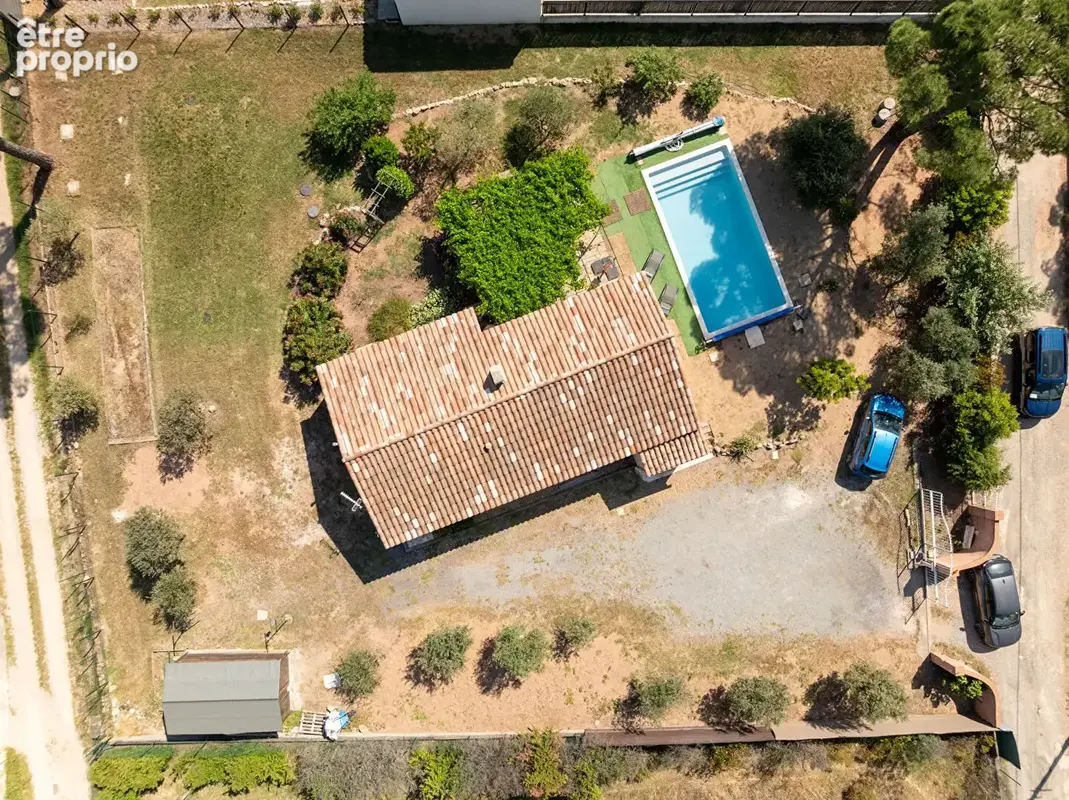 A VENDRE EN EXCLUSIVITE ! À  VIDAUBAN Maison de plain-pied 4 pièces 88 m2 avec piscine  sur un terrain de 1 455 m2 - photo 2