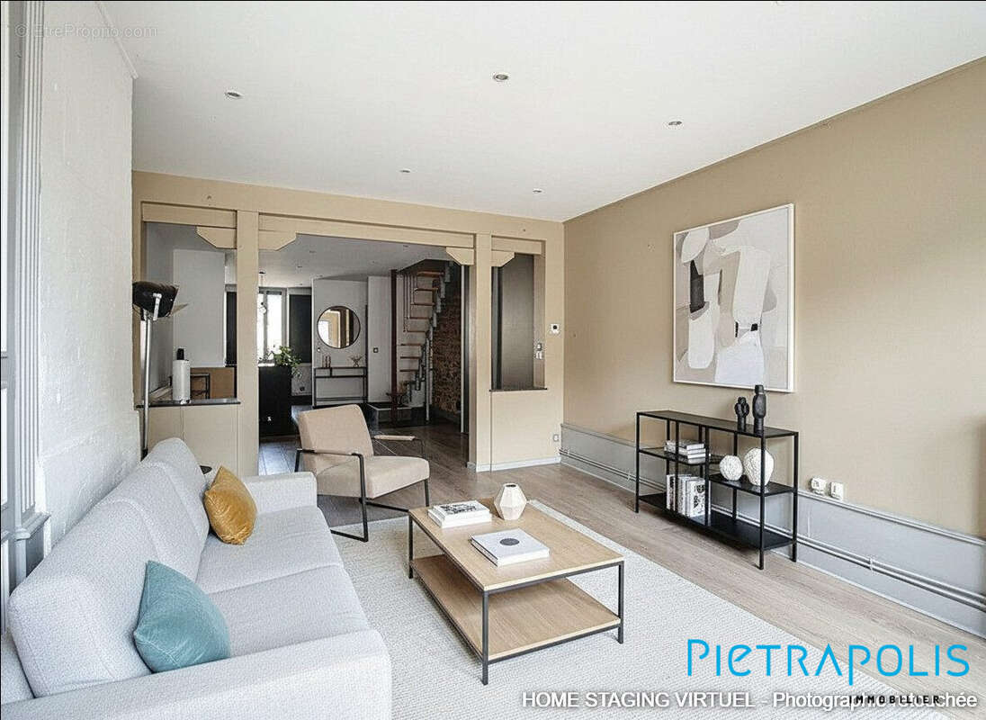 Appartement à AMPLEPUIS