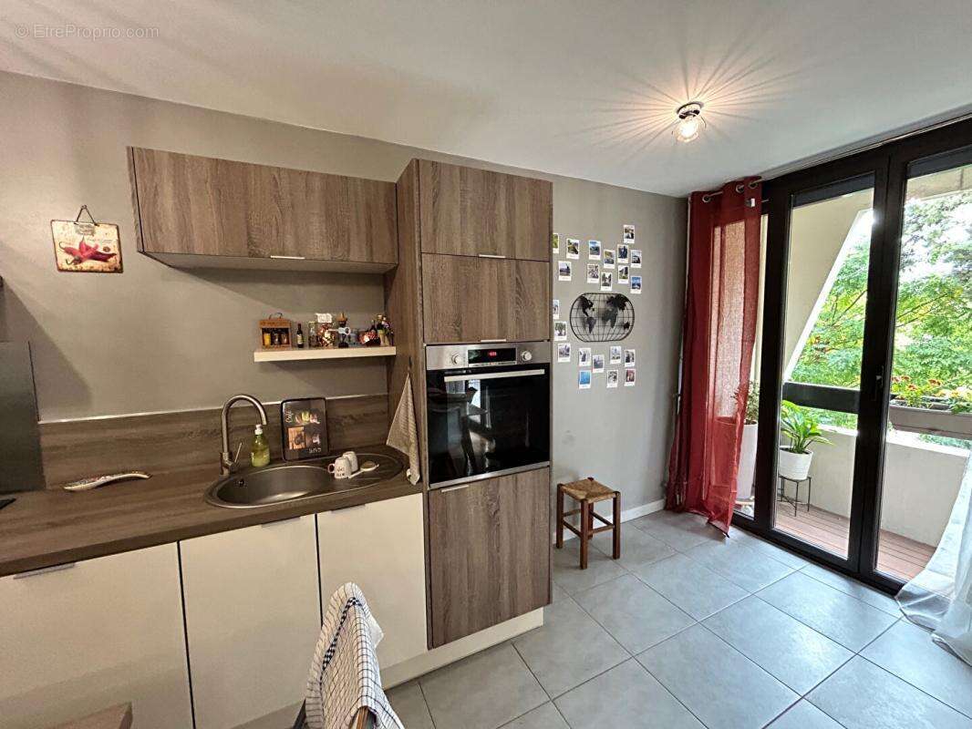 Appartement à MARSEILLE-12E