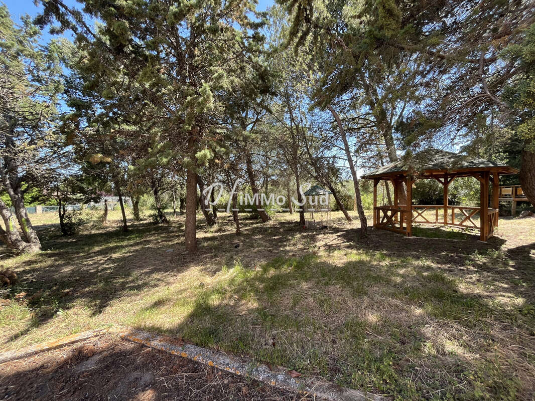 Maison T4 - 4 faces sur terrain exceptionnel de 4 400 m2 à Narbonne - photo 4