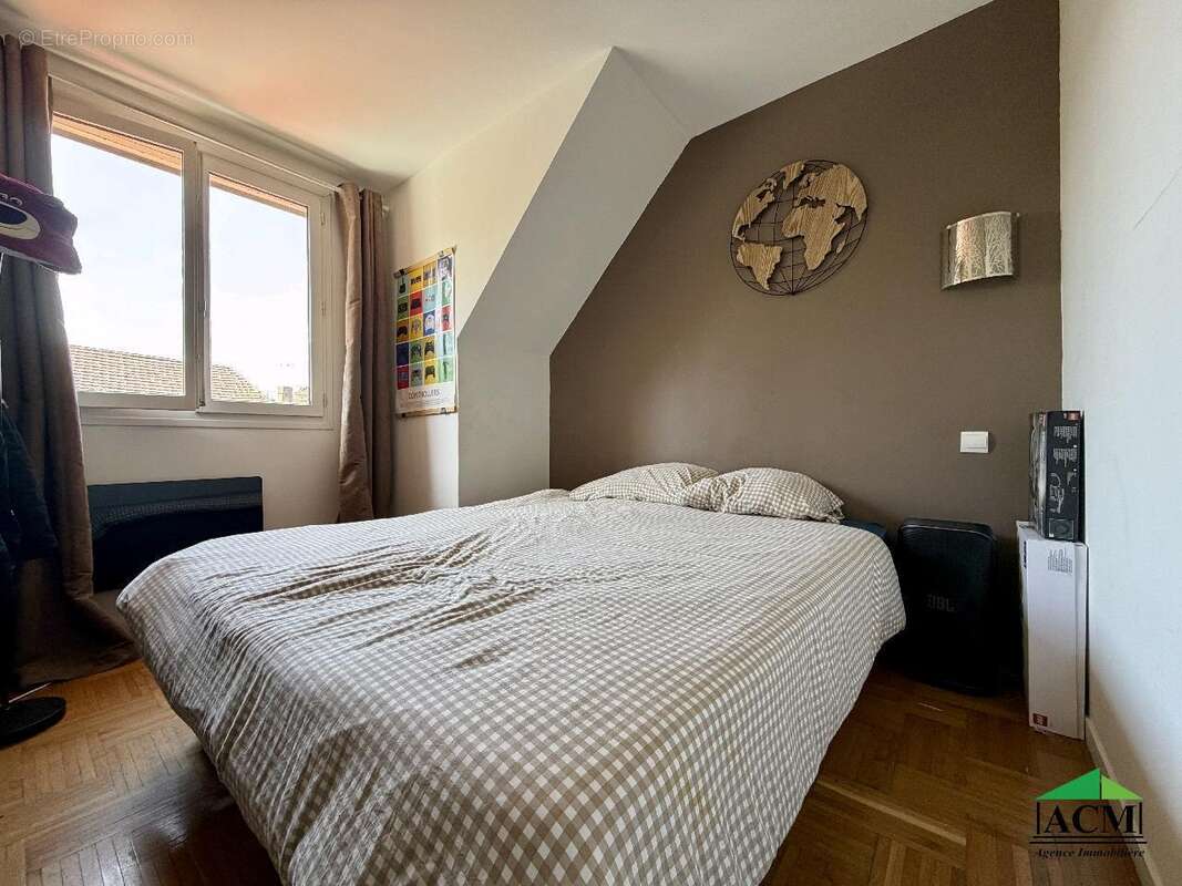Maison à FREPILLON