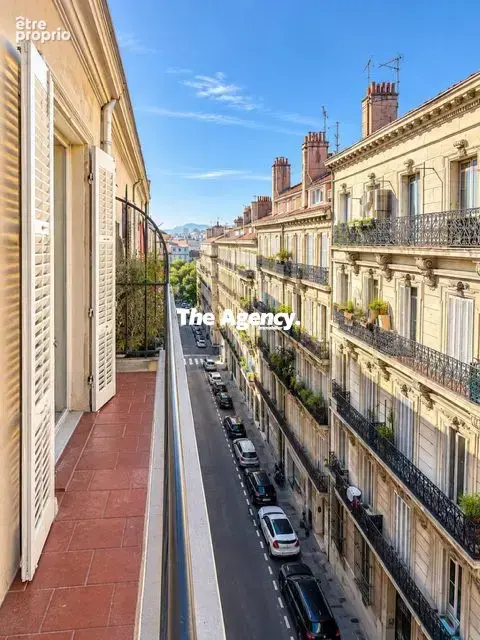 Appartement 3 pièces 62 m² à vendre à Marseille-1e (13001) - photo 2