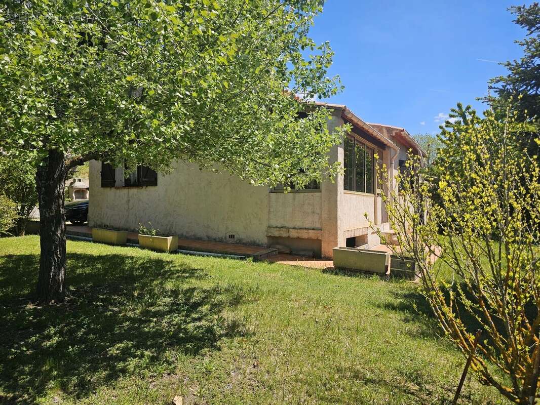 Maison à SERANON