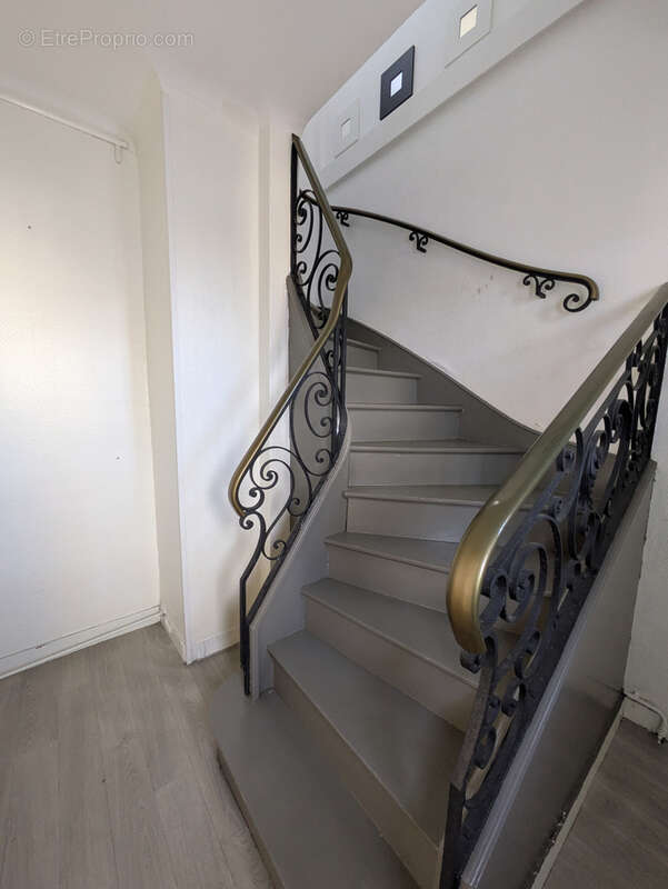 A vendre le mans - maison familiale 6 chambres - photo 5