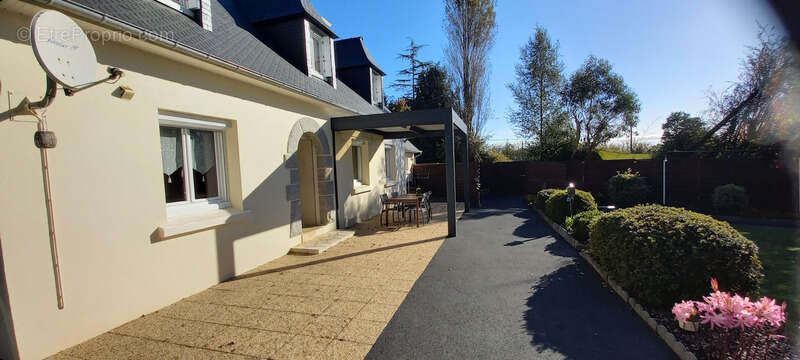 Maison à PLESTIN-LES-GREVES