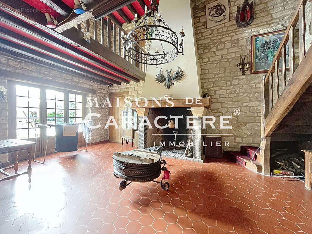 Maison de Campagne, Dépendances et Piscine et 2 terrains constructibles - photo 6