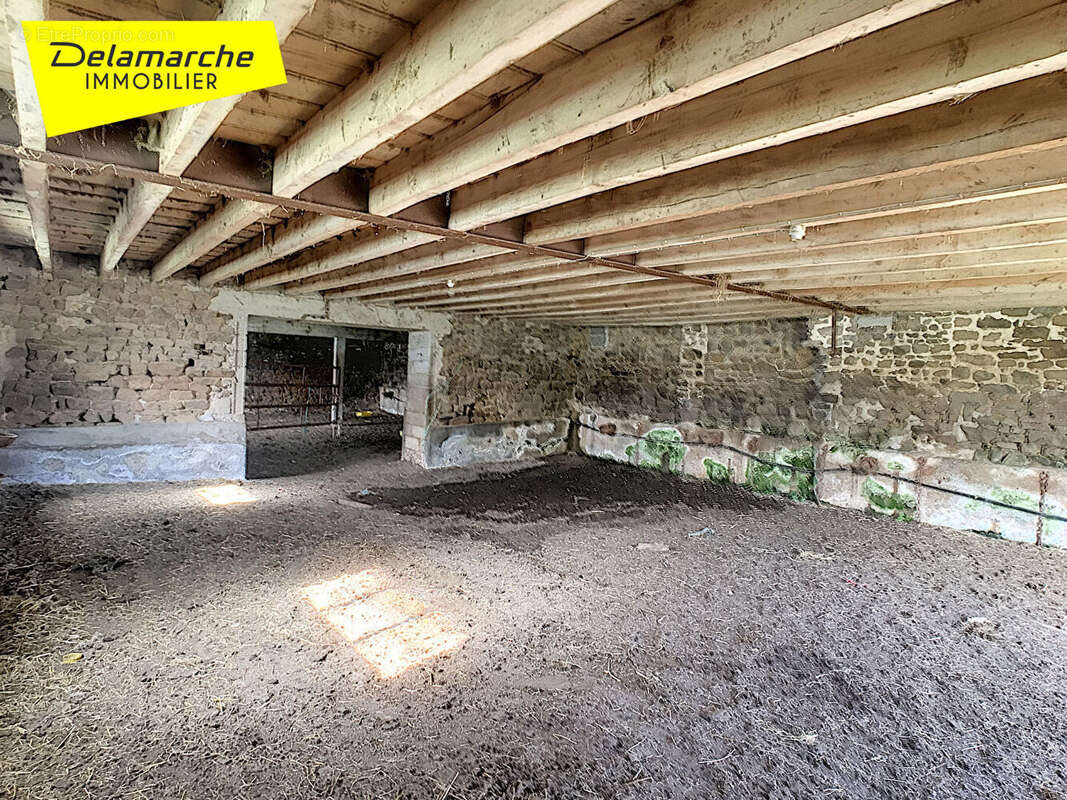 A  vendre Bâtiment à rénover  La Bloutière - photo 11