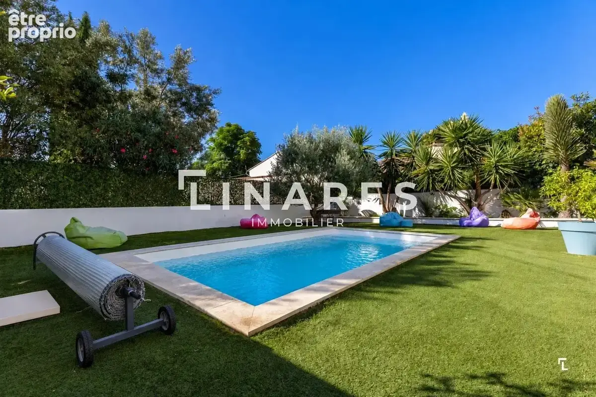 L'AGREABLE -  Villla T7 de 250m² - Piscine - Cuisine d'été - Parking - Parcelle 492m² - 13013 SAINT MITRE - photo 2
