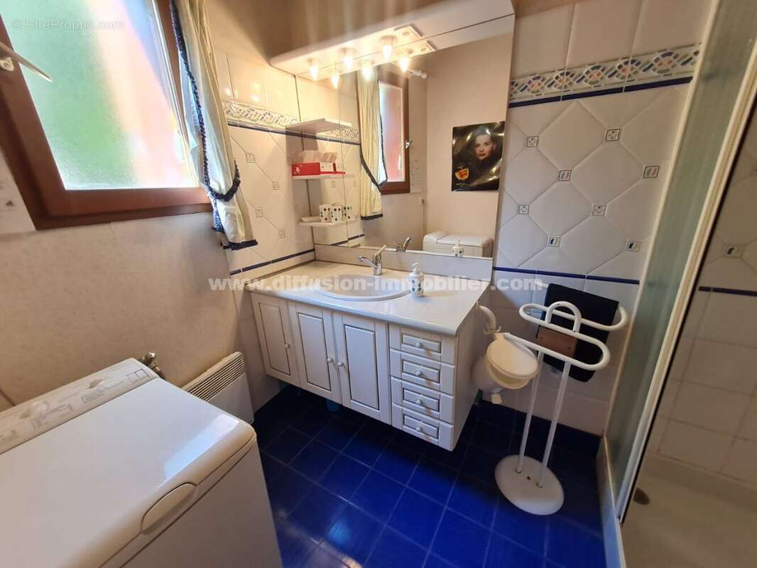 Appartement à LES THUILES