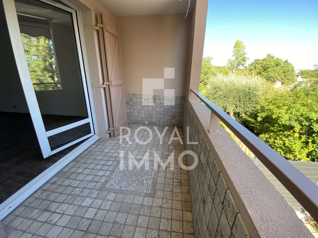 Appartement à SANARY-SUR-MER