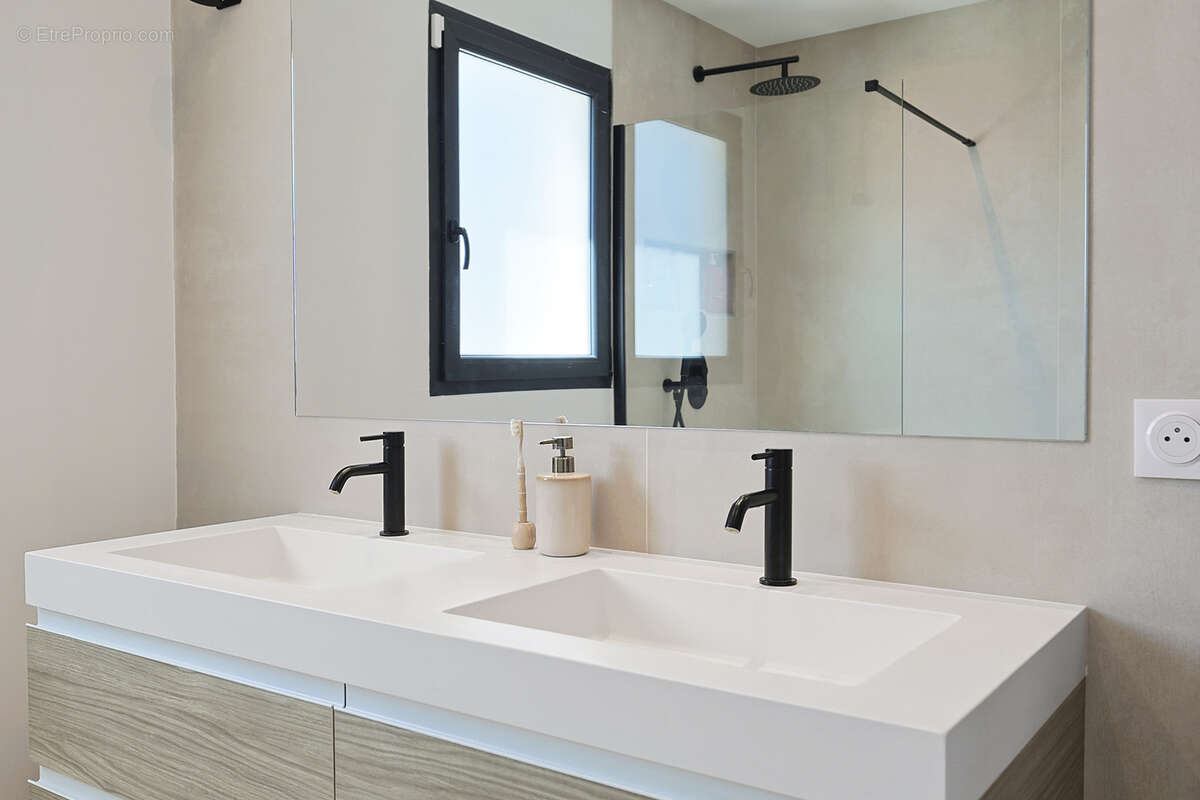 Maison à PUGET-VILLE