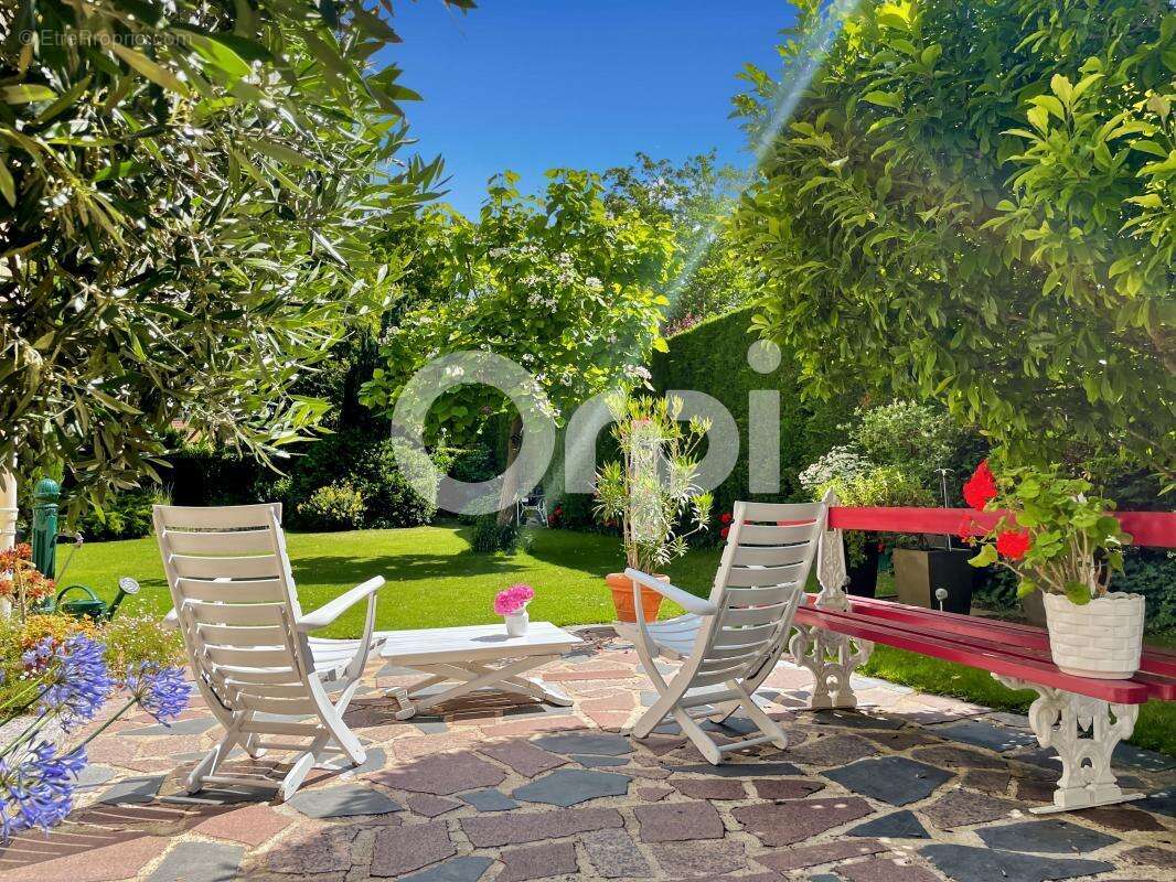 Maison à EZY-SUR-EURE